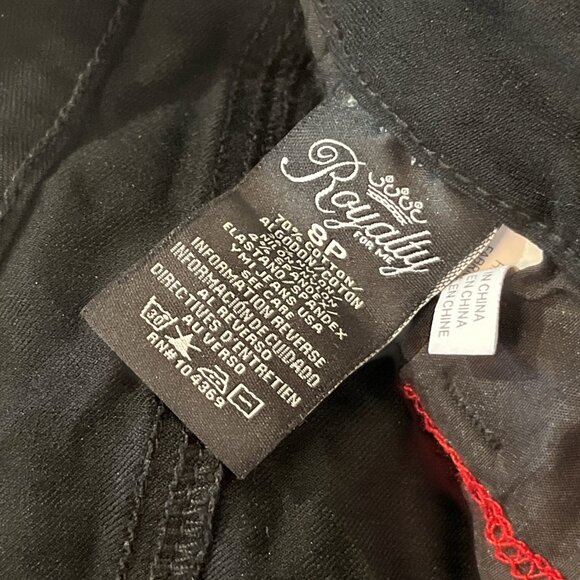 ROYALTY FOR ME Women's Shorts Size 8P Cotton Stretchy High Waisted - Picture 5 of 9